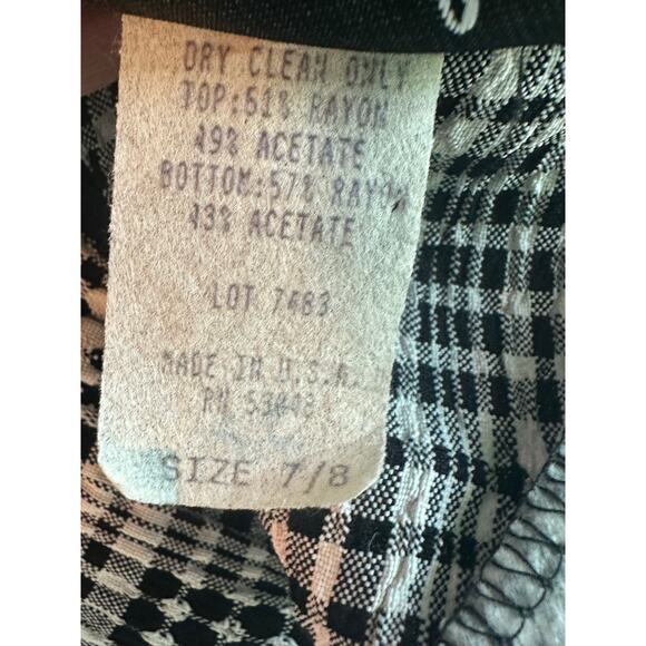 Breaking Loose black white short sleeves romper size 7/8 - Picture 4 of 14